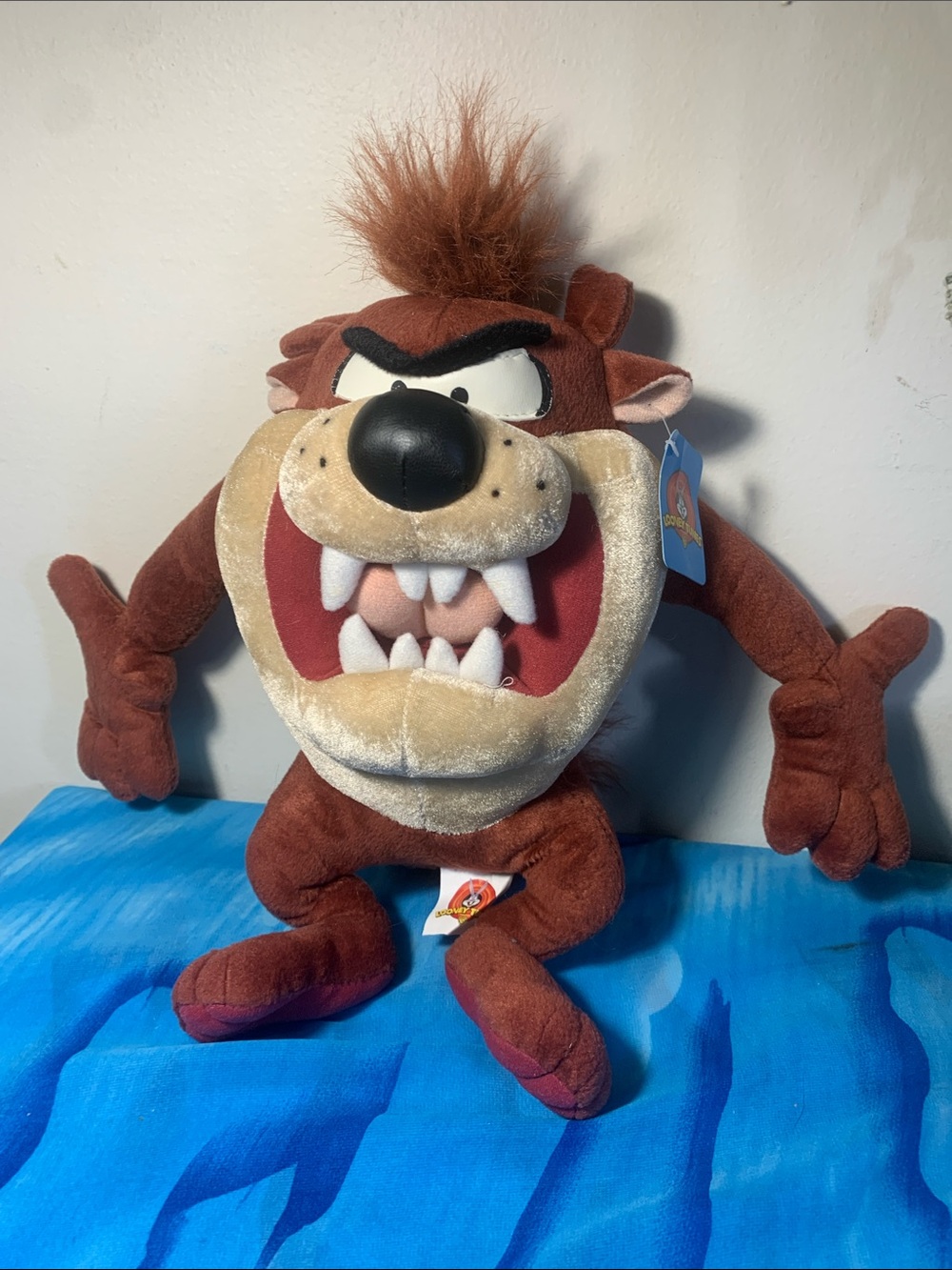 GANZ LOONEY TUNES Warner Bros. Taz Plush - Brown, Tan, Black